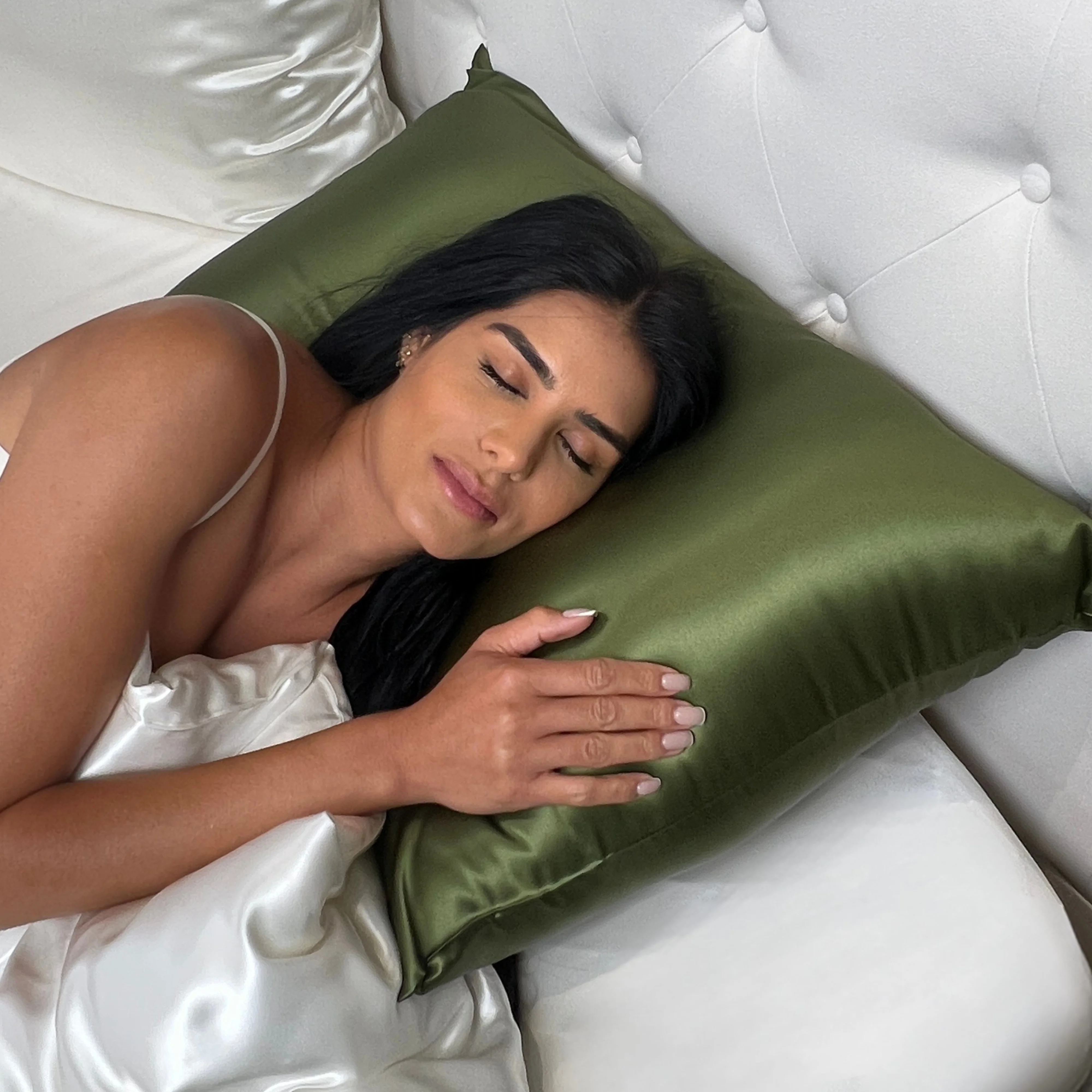 19 Momme Silk Pillowcase - Olive - Image 2
