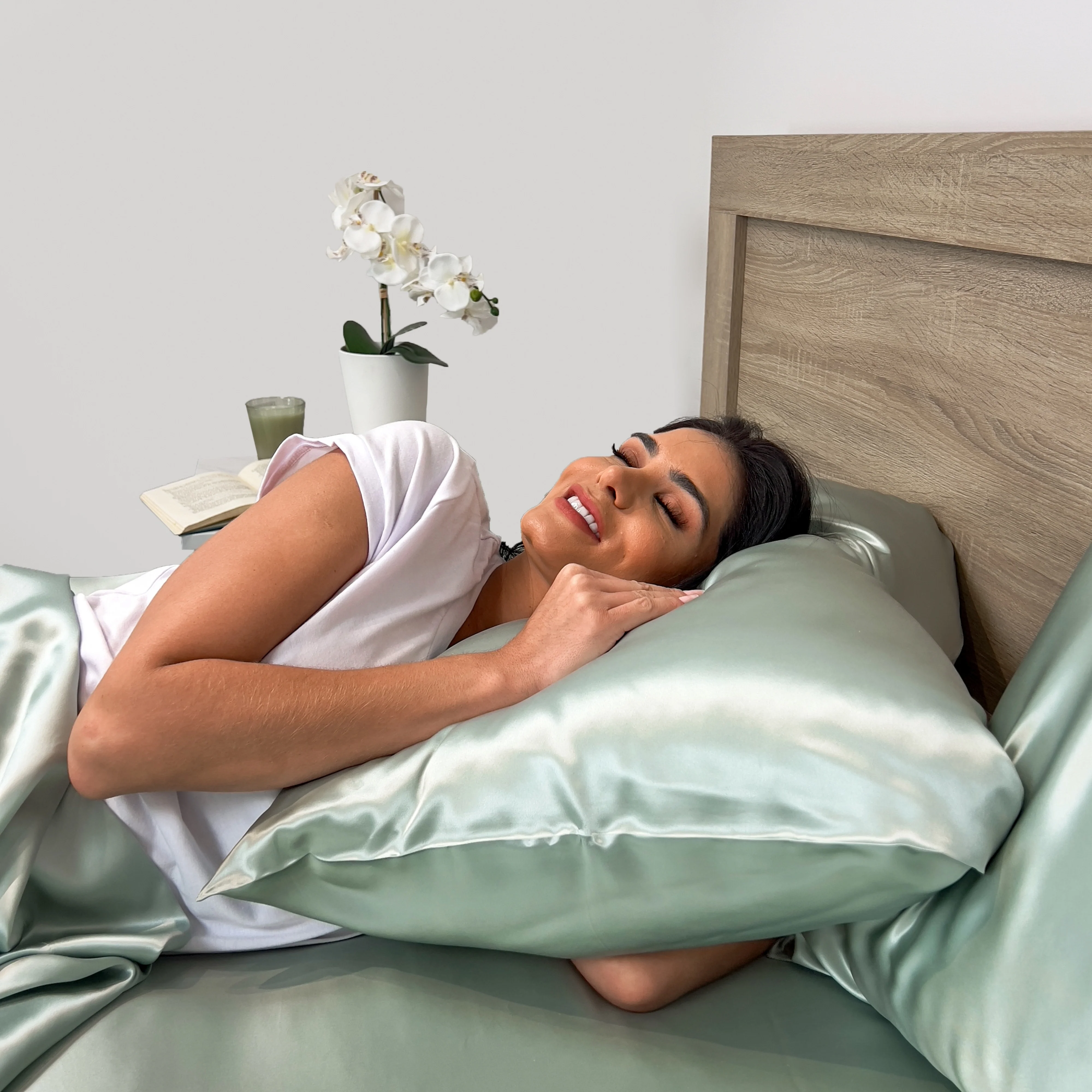 22 Momme Silk Pillowcase - Sage - Image 10