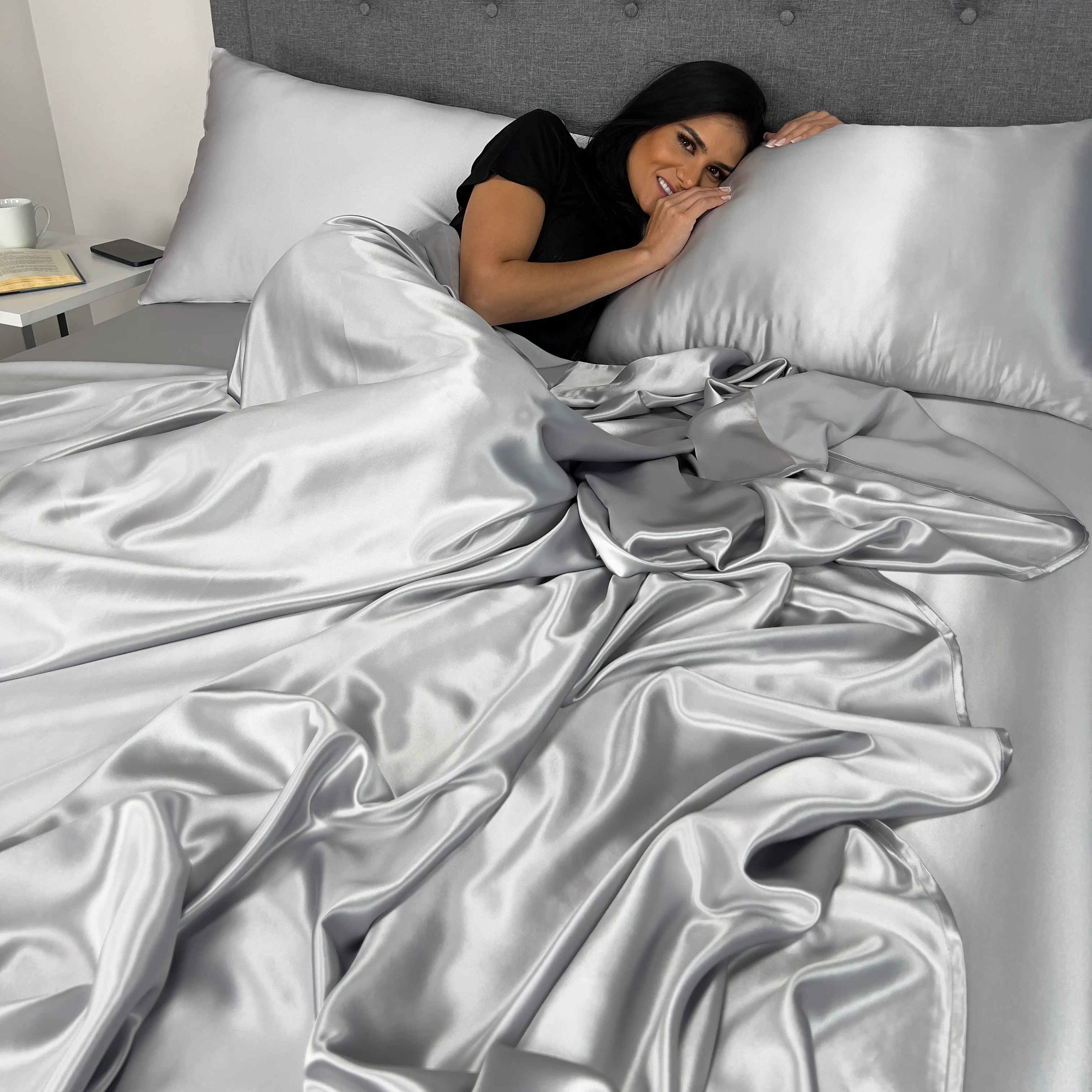 22 Momme Silk Pillowcase - Silver - Image 8