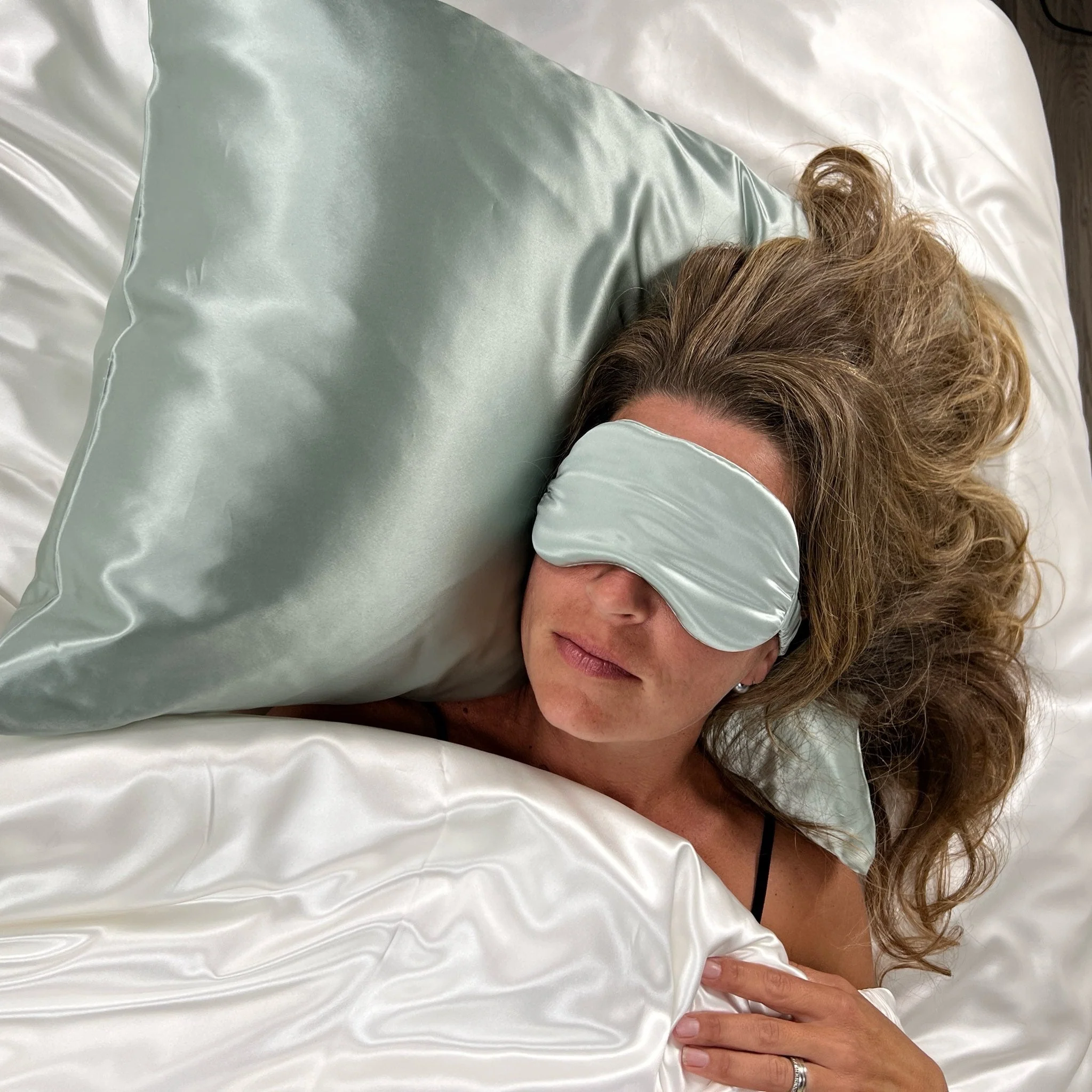 22 Momme Silk Pillowcase & Sleep Mask Gift Set - Sage - Image 5