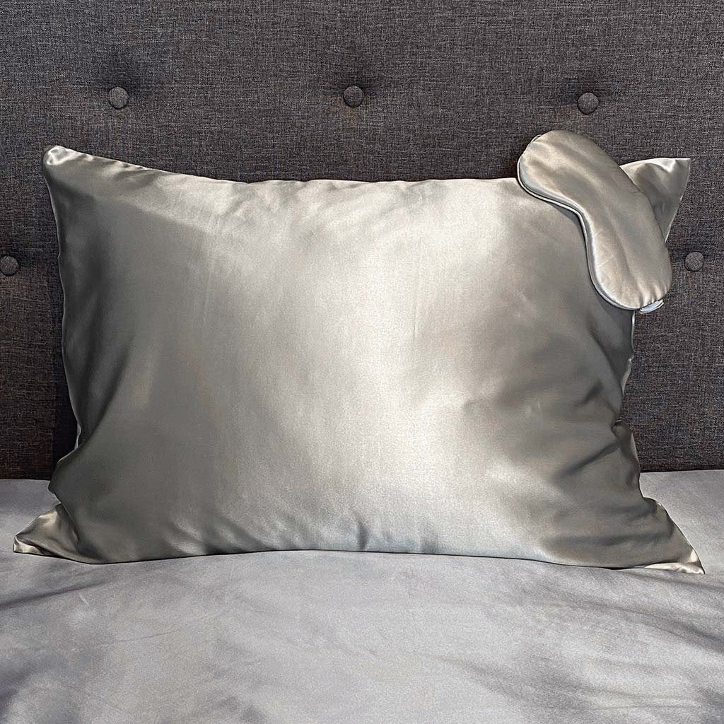 22 Momme Silk Pillowcase & Sleep Mask Gift Set - Silver - Image 4