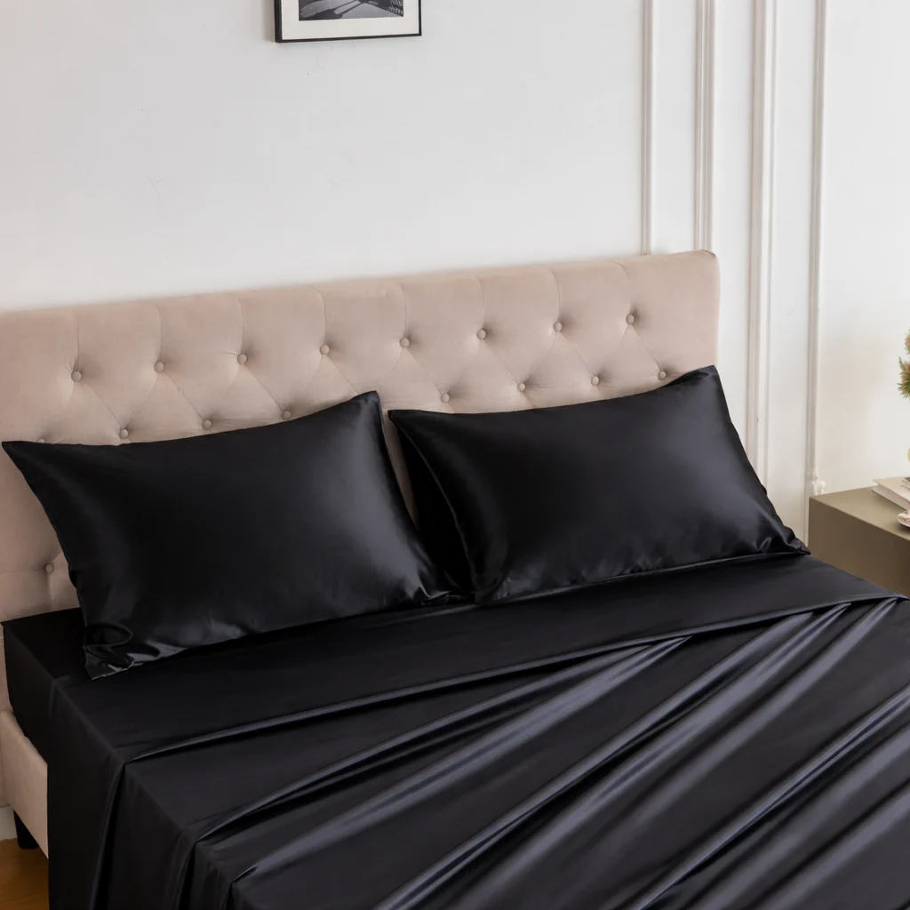 30 Momme Silk Sheet Set - Black - Image 8